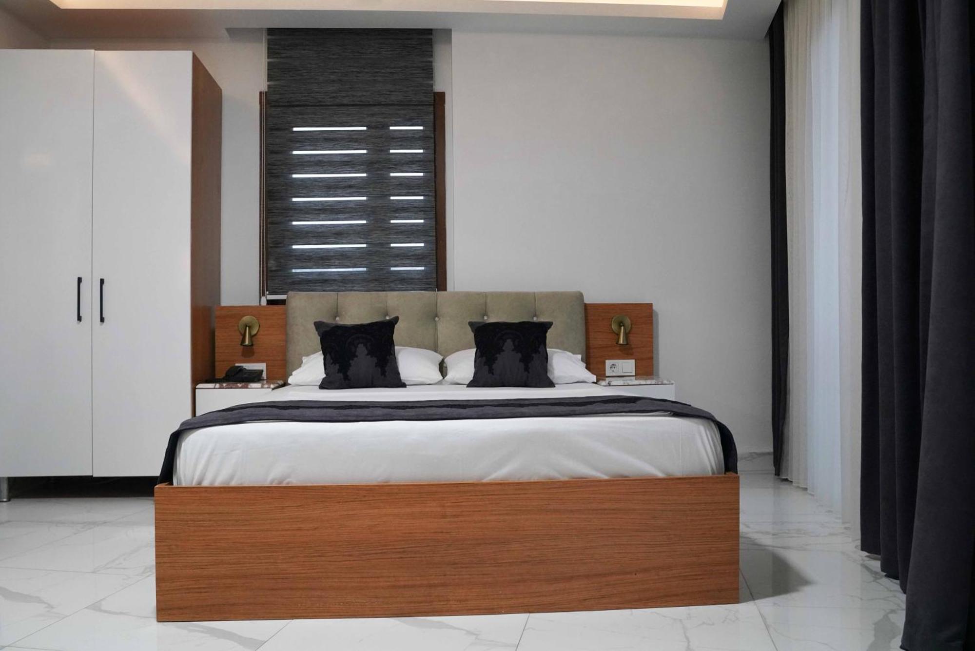 Otel Eclipse